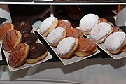 Krapfen beim Faschings-Buffet für die Narhalla im Hotel Bayerischer Hof (©Foto: Martin Schmitz)